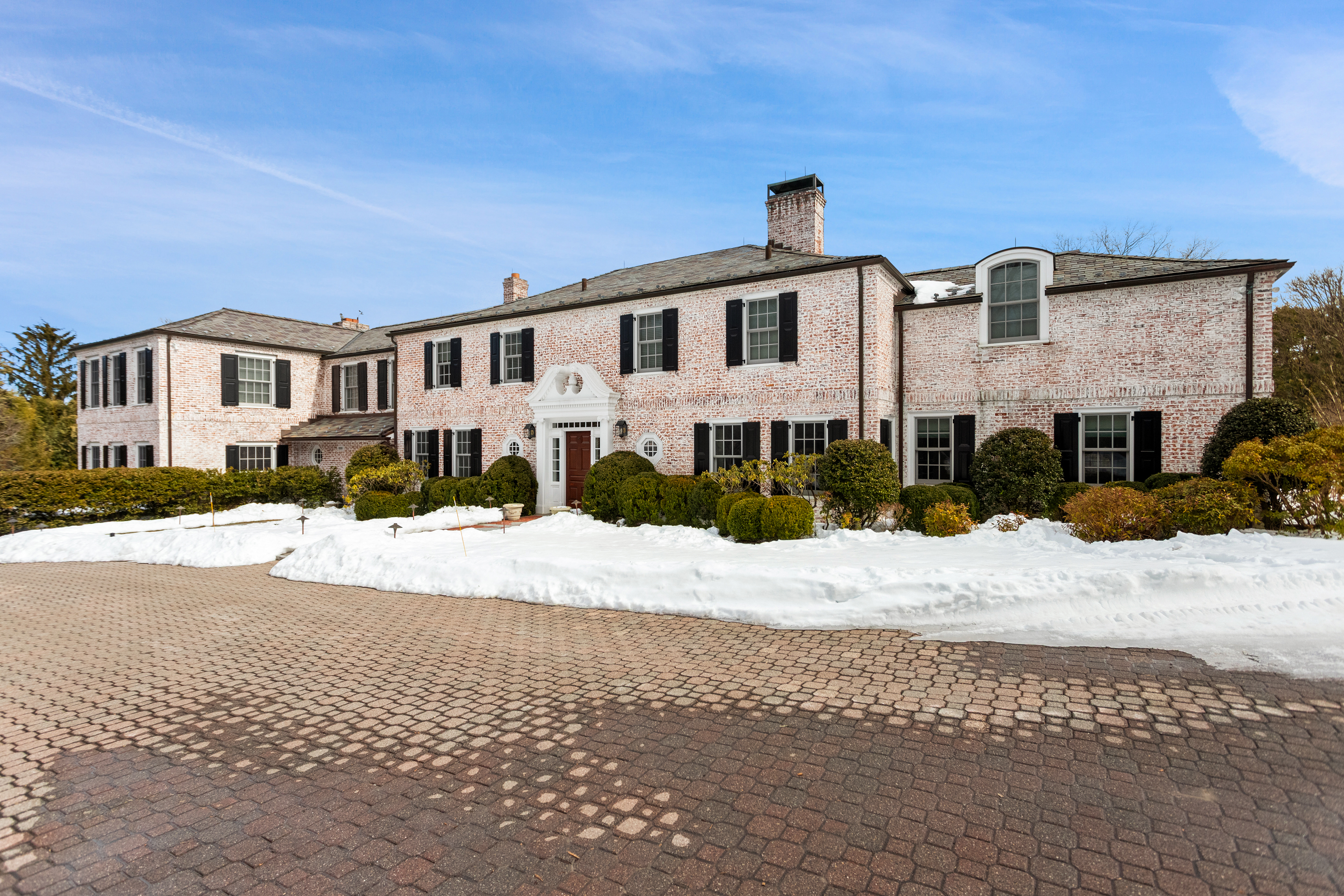 19 Hawkwood Lane Greenwich, CT 06830 - Photo 4 of 33