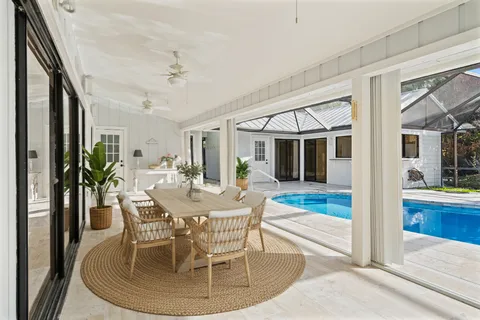 $1,190,000 | 1320 Spanish Lace Lane, Vero Beach, FL 32963