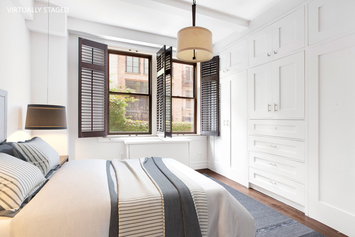 114 West 70th Street, Unit 1C Manhattan, NY 10023 - Photo 4 of 10