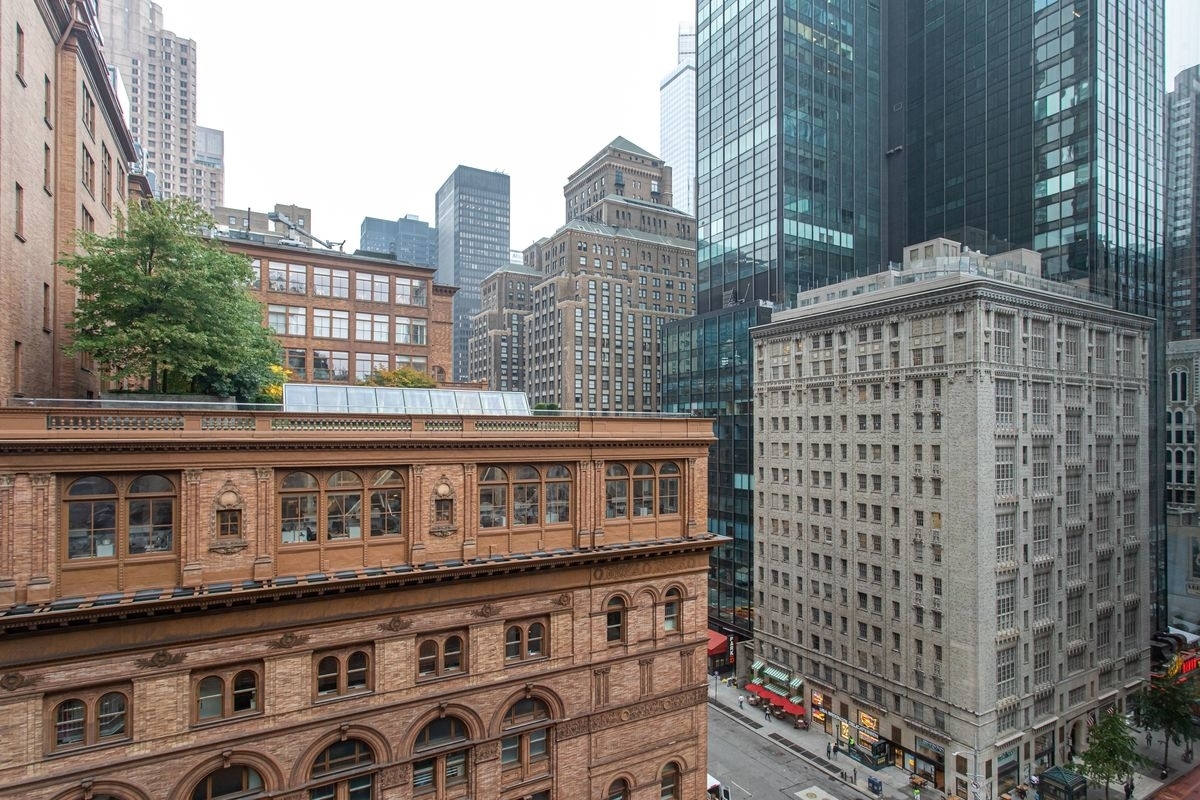 171 West 57th Street, Unit 11C Manhattan, NY 10019 - Photo 5 of 13