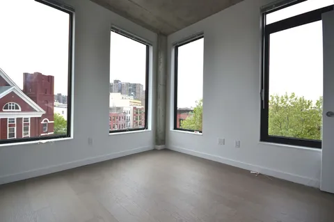 $5,000 | 281 Union Avenue, Unit 2A | Williamsburg