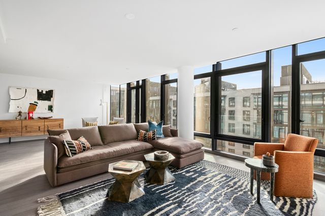 $3,638,974 | 429 Kent Avenue, Unit PH5 | Williamsburg