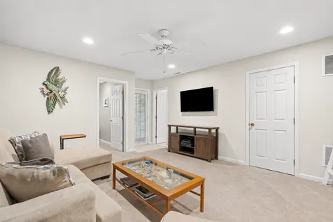 $719,000 | 5280 Kestrel Crossing Drive, Alexandria, VA 22312