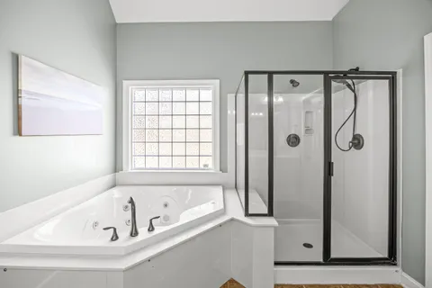 $899,900 | 16532 Flintrock Falls Lane, Charlotte, NC 28278