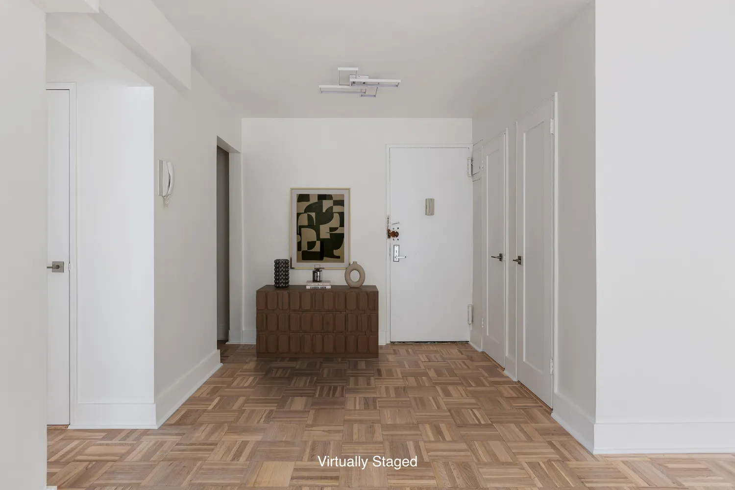 $749,000 | 335 East 51st Street, Unit 9D | Midtown East