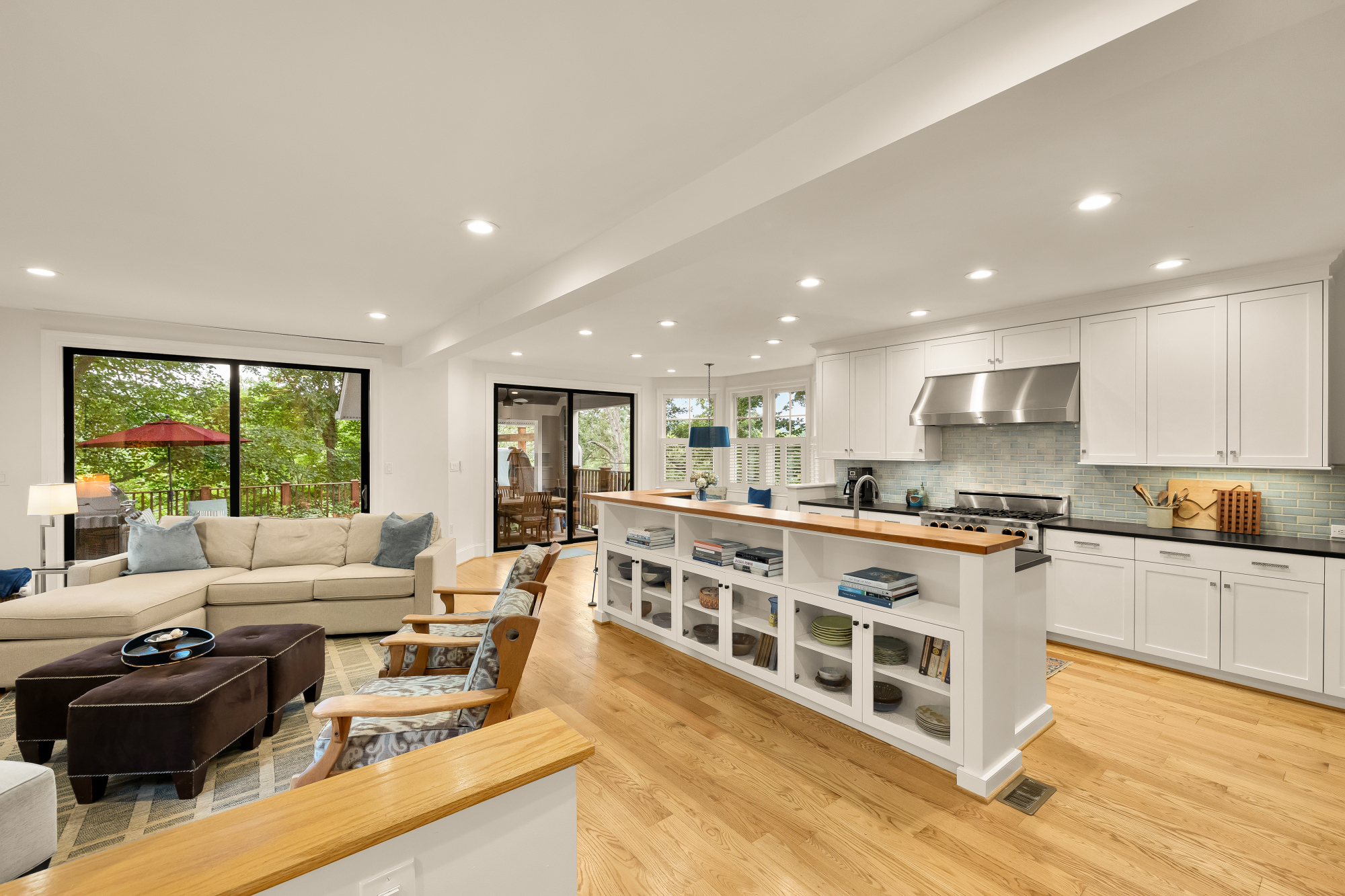 6512 Ridge Drive Bethesda, MD 20816 - Photo 4 of 42