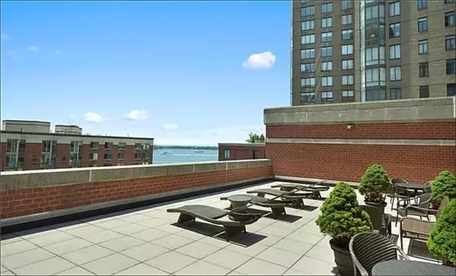 300 Rector Place, Unit 8N Manhattan, NY 10280 - Photo 8 of 17