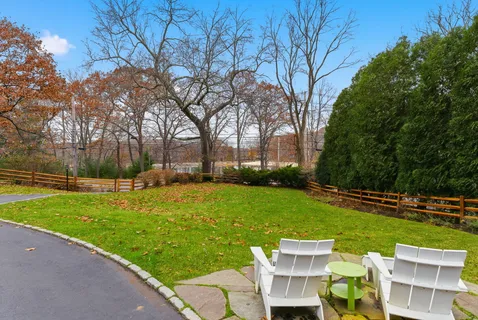 Contact Agent | 28 Tufts Road, Lexington, MA 02421