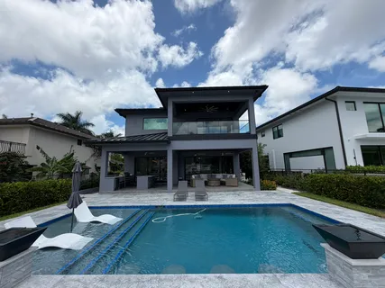 $5,990,000 | 1004 Southwest 5th Place, Fort Lauderdale, FL 33312