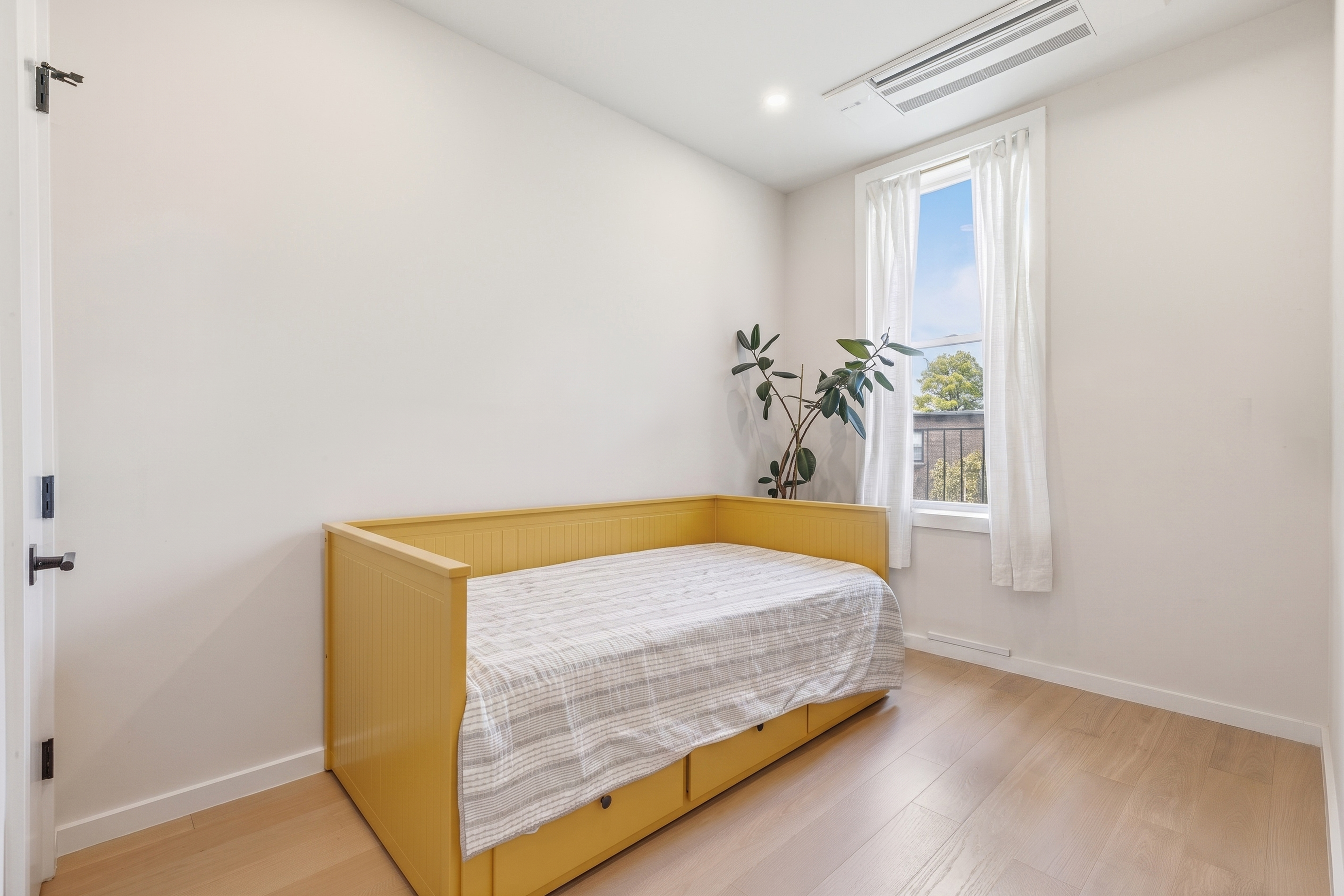 387 Decatur Street, Unit 3 Brooklyn, NY 11233 - Photo 7 of 12