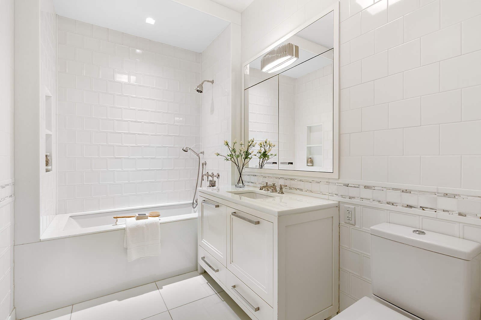 235 West 75th Street, Unit 705 Manhattan, NY 10023 - Photo 11 of 18