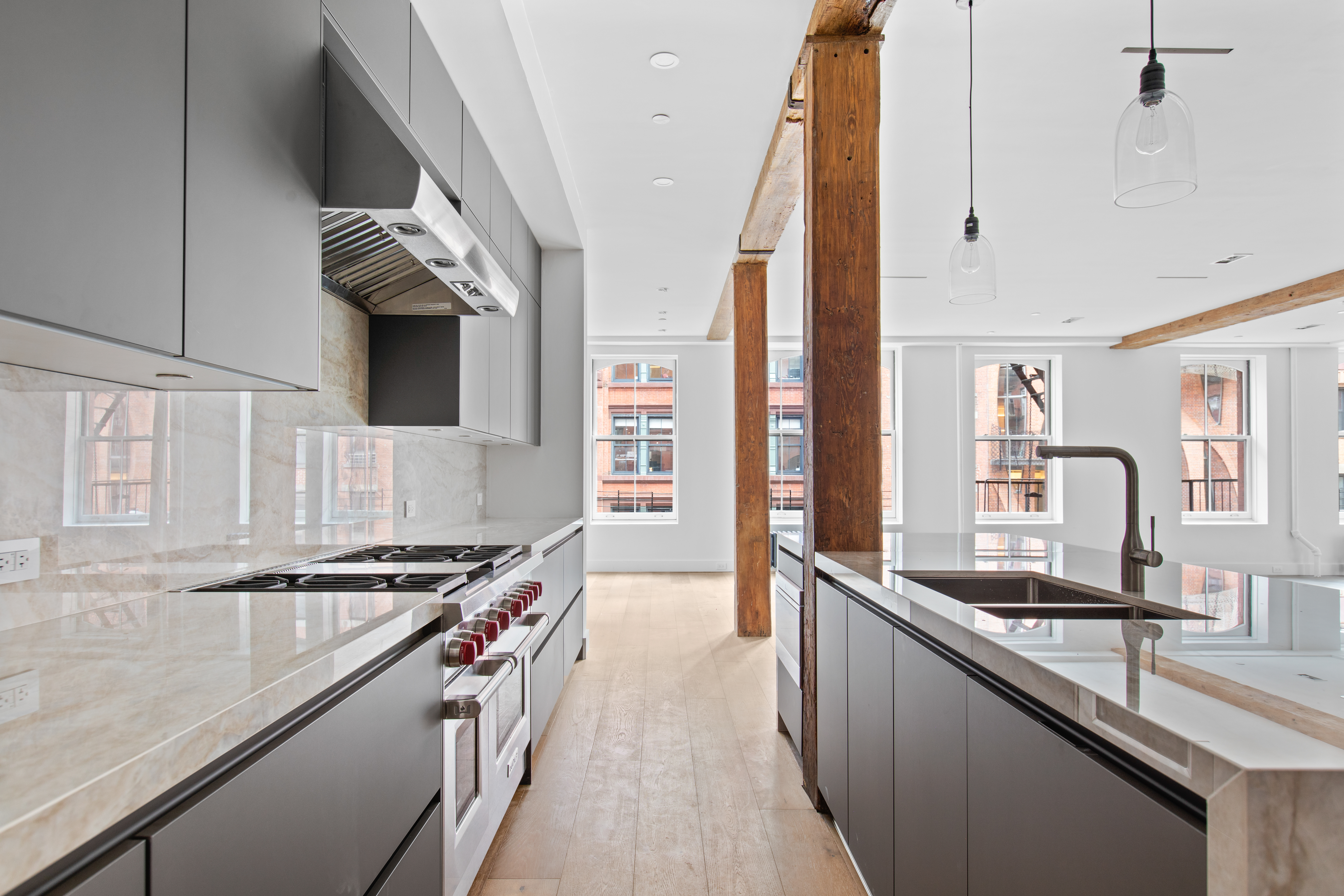 186 Franklin Street, Unit 2 Manhattan, NY 10013 - Photo 4 of 16