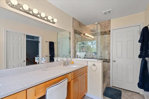 $719,000 | 5280 Kestrel Crossing Drive, Alexandria, VA 22312