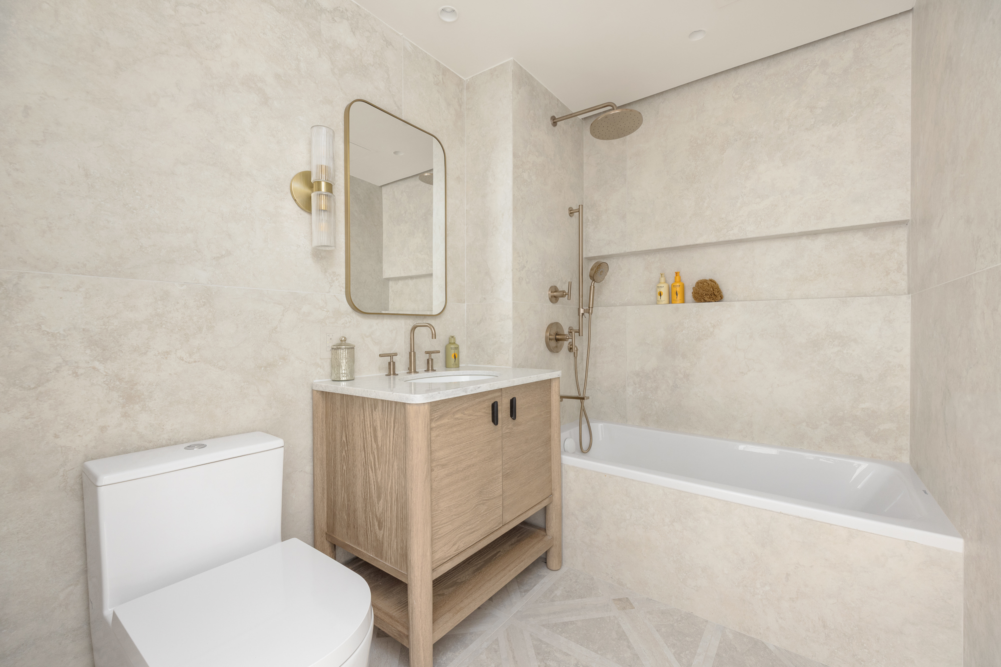 686 Leonard Street, Unit 2 Brooklyn, NY 11222 - Photo 10 of 13 Gallery Image 10