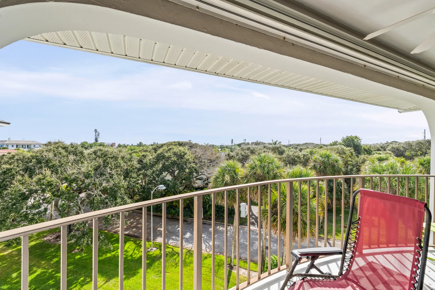 $350,000 | 5300 Highway A1A, Unit 401, Vero Beach, FL 32963