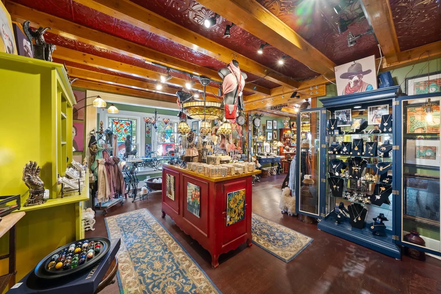 $1,650,000 | 905 West Main Street, Lake Geneva, WI 53147