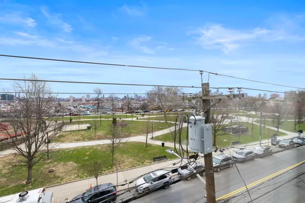 $1,050,000 | 485 Palisade Avenue, Unit 3, Jersey City, NJ 07307