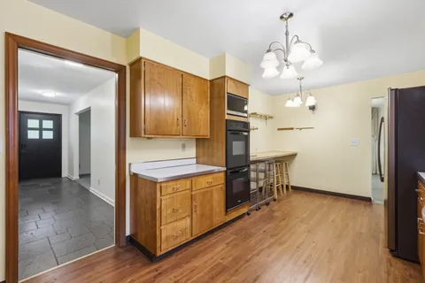 $599,000 | 101 Oakwood Road, Canonsburg, PA 15317