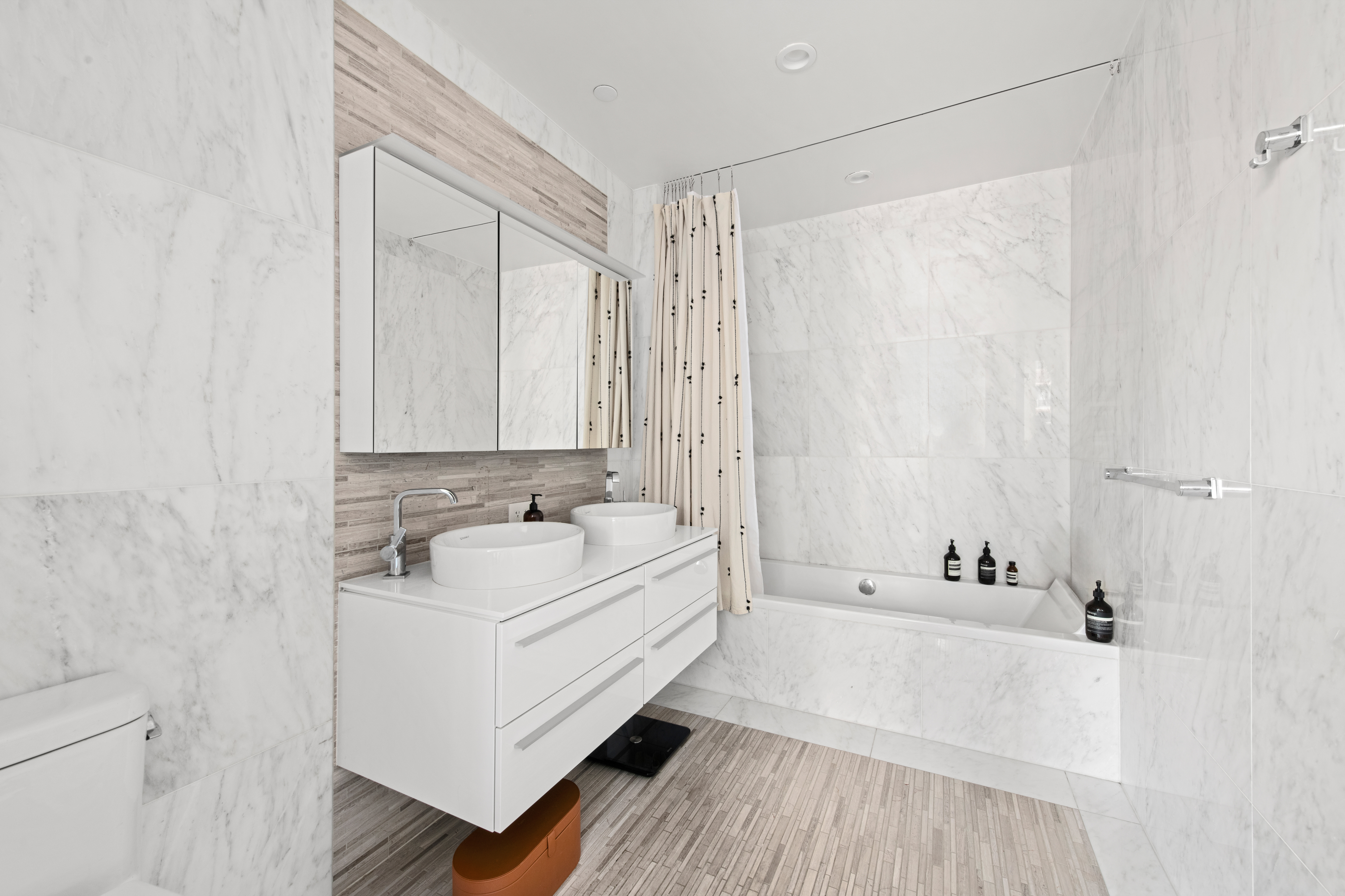 285 West 110th Street, Unit 4B Manhattan, NY 10026 - Photo 6 of 14 a bathroom with a bathtub and a sink