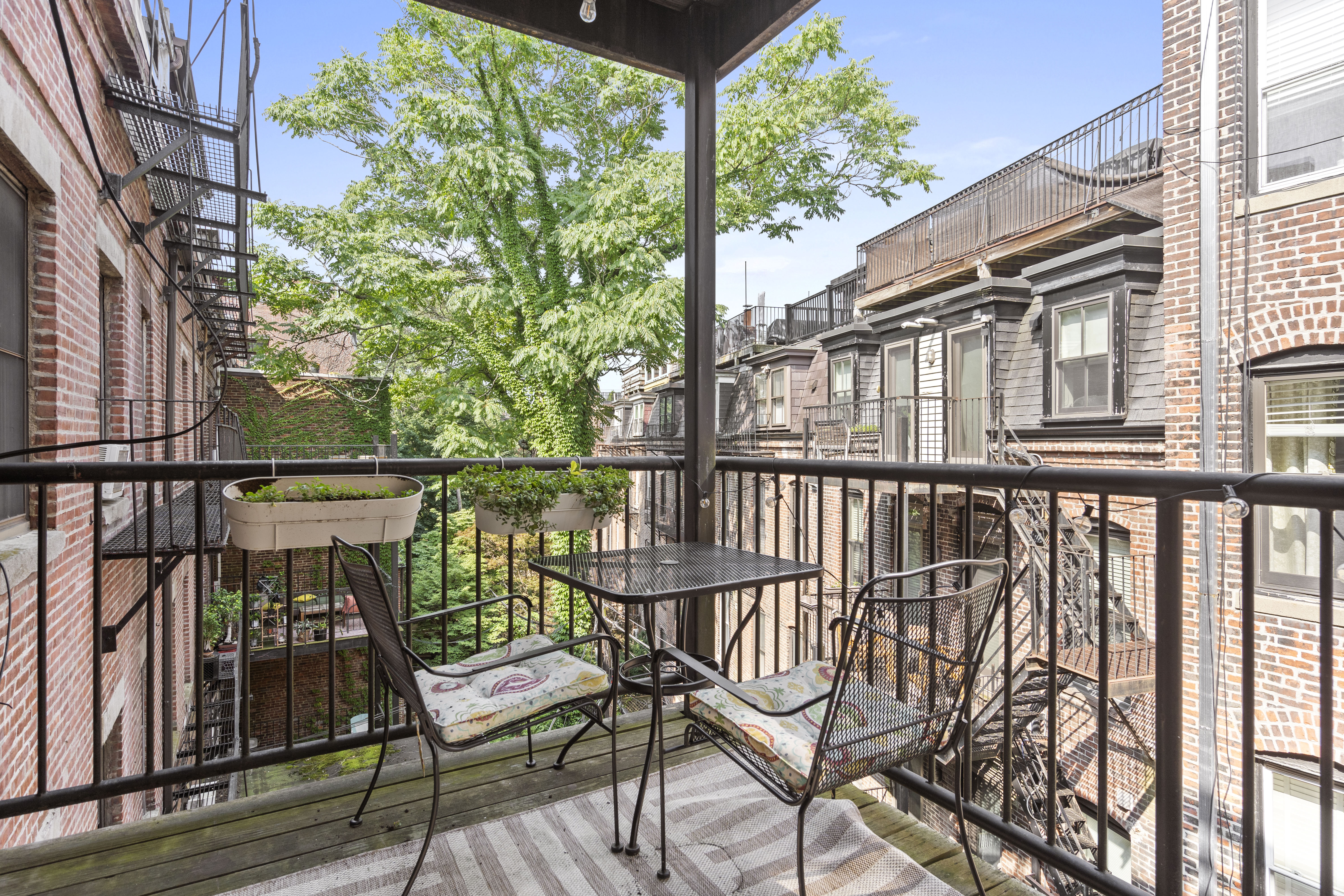 577 Tremont Street Boston, MA 02118 - Photo 6 of 8