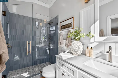 $1,649,000 | 19 Lance Court, Moraga, CA 94556