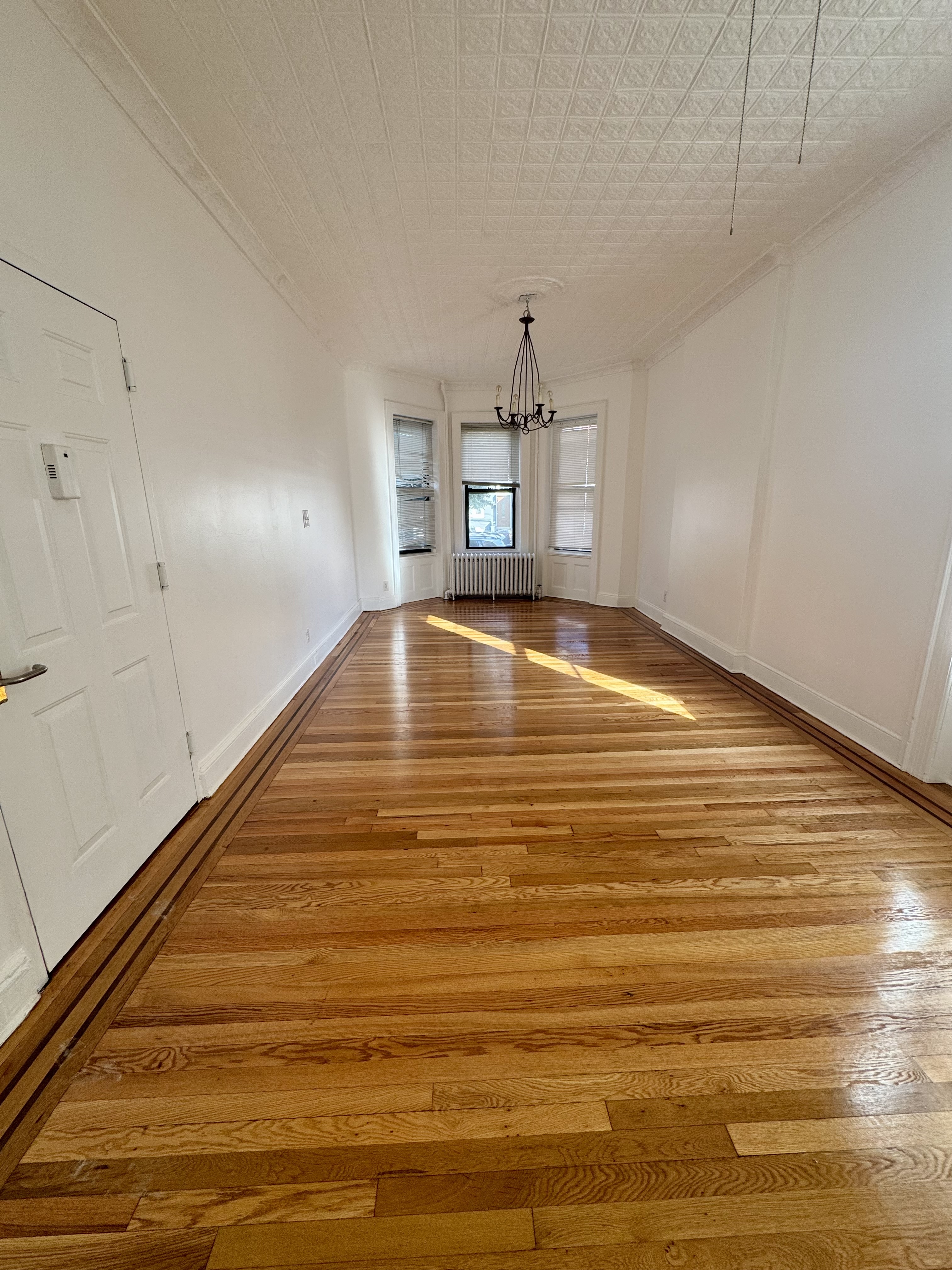 21-72 43rd Street, Unit 1 Queens, NY 11105 - Photo 10 of 17