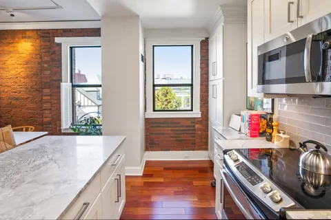 $775,000 | 2123 California Street Northwest, Unit D5, Washington, DC 20008