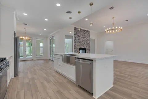 $399,000 | 103 Touraine Circle, Lafayette, LA 70501