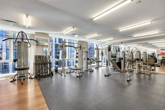200 Chambers Street, Unit 5H Manhattan, NY 10007 - Photo 15 of 19 Gallery Image 15
