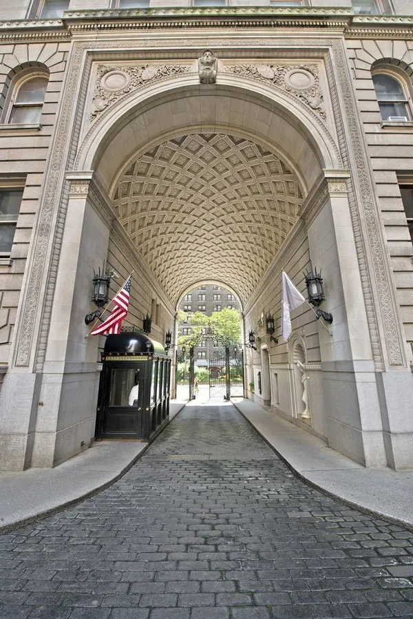 $5,850 | 390 West End Avenue, Unit PHK | Upper West Side