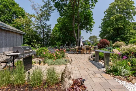 Contact Agent | 19 Old Garden Road, Rockport, MA 01966