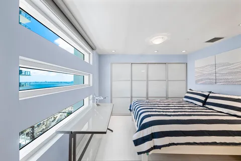 $5,199,000 | 1040 Biscayne Boulevard, Unit 4403, Miami, FL 33132