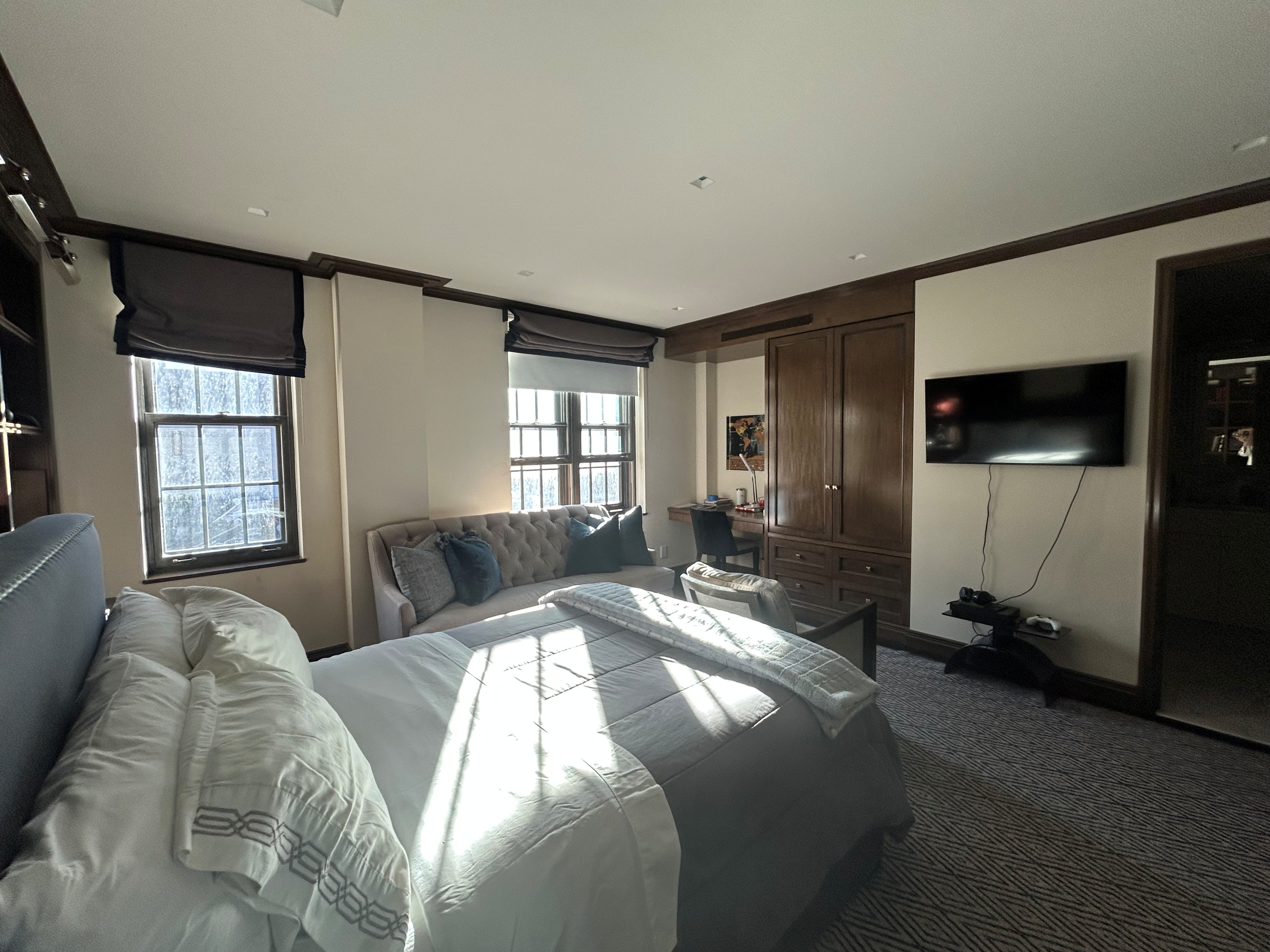 21 East 66th Street, Unit 7EW Manhattan, NY 10065 - Photo 19 of 40