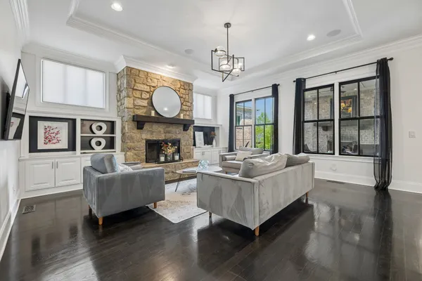 $2,100,000 | 1040 Falling Leaf Circle, Brentwood, TN 37027