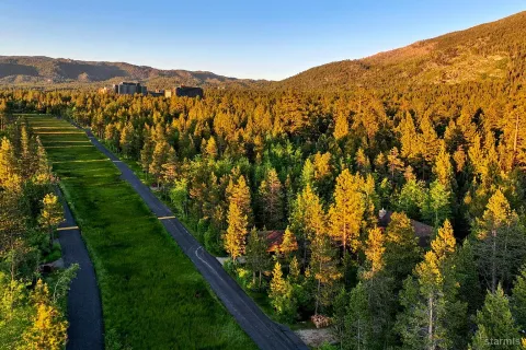 $3,290,000 | 3838 Meadow Road, South Lake Tahoe, CA 96150