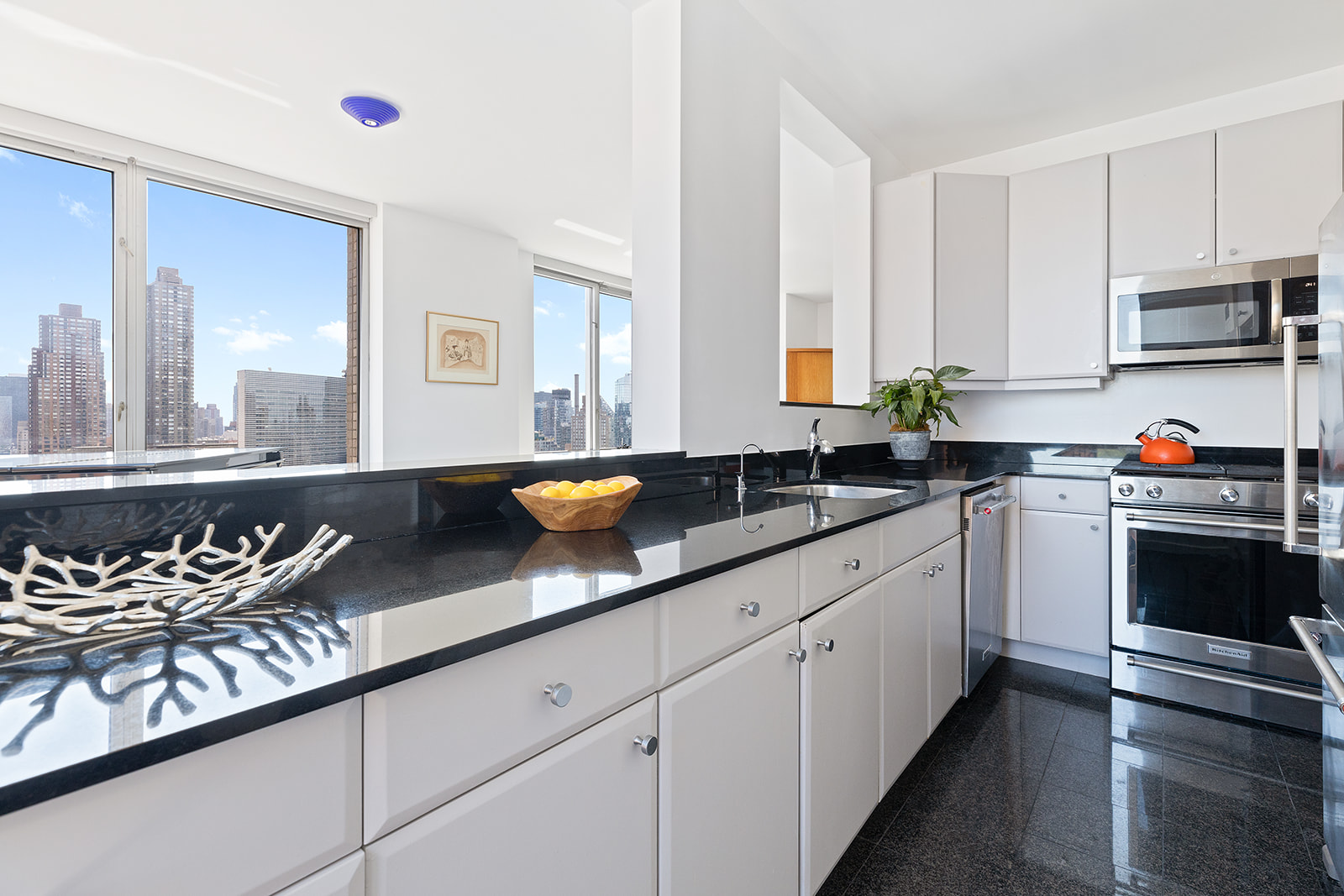 150 Columbus Avenue, Unit 24DE Manhattan, NY 10023 - Photo 8 of 35