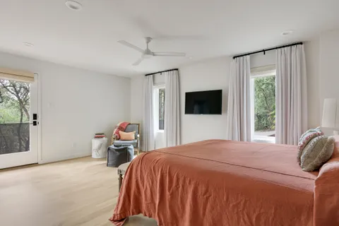 $2,000,000 | 5801 Valley Circle, Austin, TX 78731