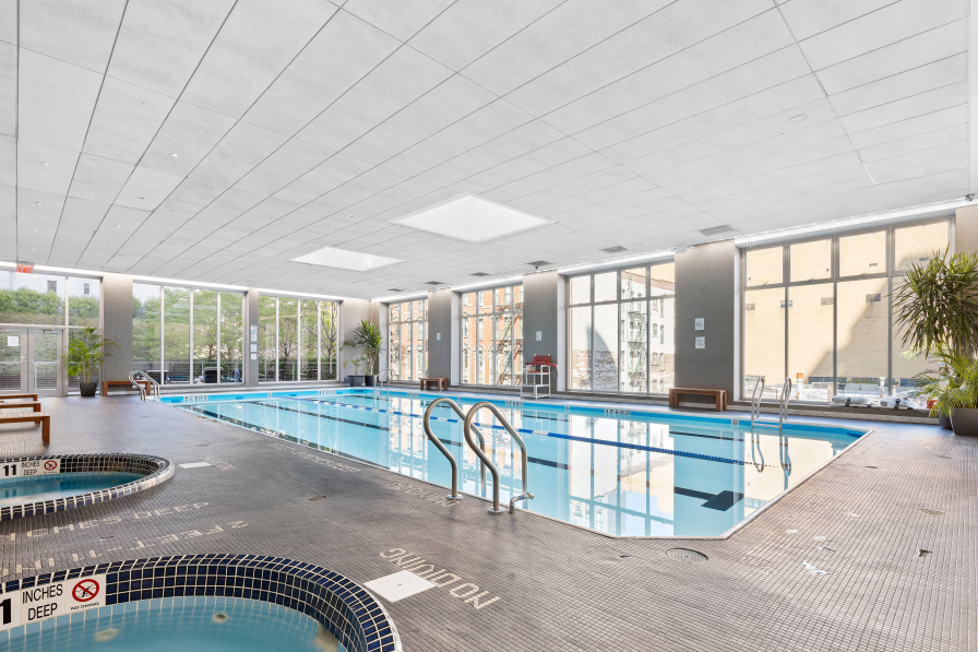 515 East 72nd Street, Unit 40E Manhattan, NY 10021 - Photo 24 of 34 a view of a livingroom with furniture