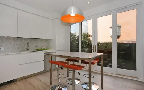 $2,390,000 | 300 8th Street, Jersey City, NJ 07302