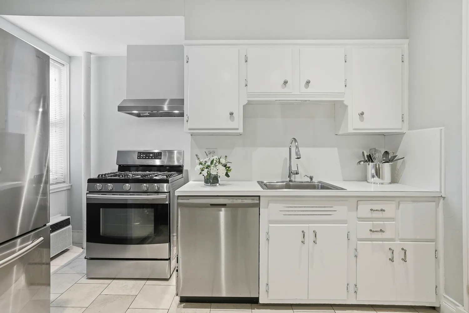 $875,000 | 10 Brooklands, Unit 1H, Bronxville, NY 10708