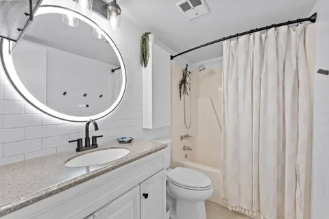 $155,000 | 4611 West North B Street, Unit 232, Tampa, FL 33609