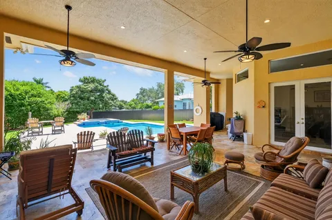 $2,375,000 | 8920 Southwest 162nd Terrace, Palmetto Bay, FL 33157