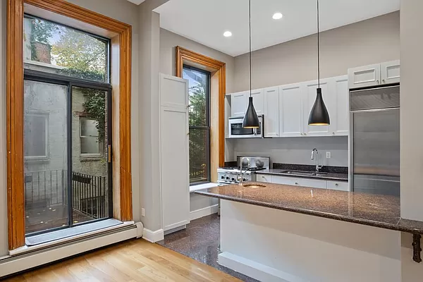 135 Lafayette Avenue, Unit 1 Brooklyn, NY 11238 - Photo 6 of 21