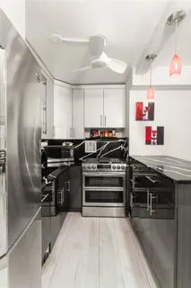 $625,000 | 435 East 65th Street, Unit 4E | Lenox Hill