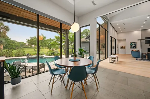 $2,600,000 | 3907 Fox Glen Drive, Irving, TX 75062