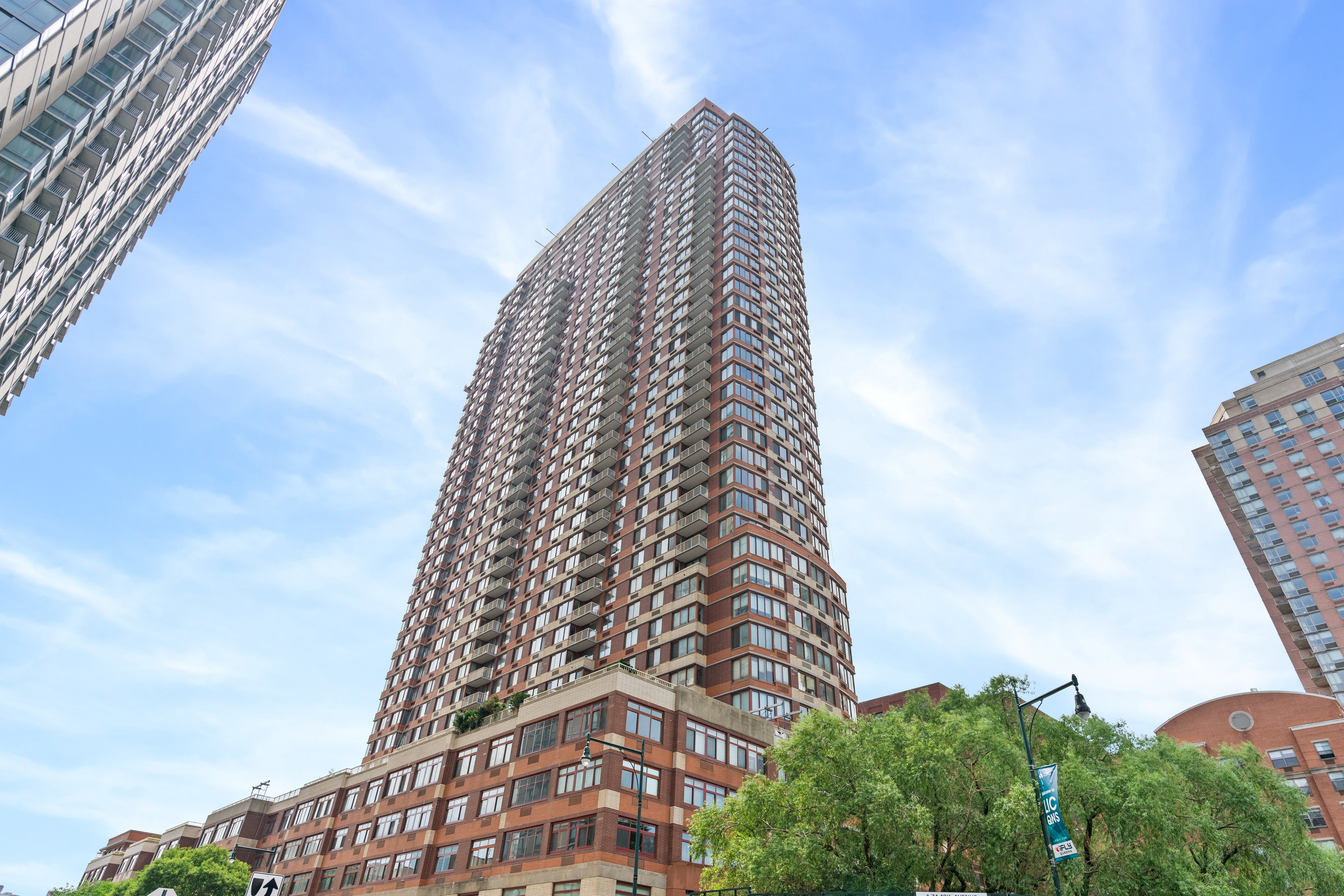 4-74 48th Avenue, Unit 12L Queens, NY 11109 - Photo 12 of 14