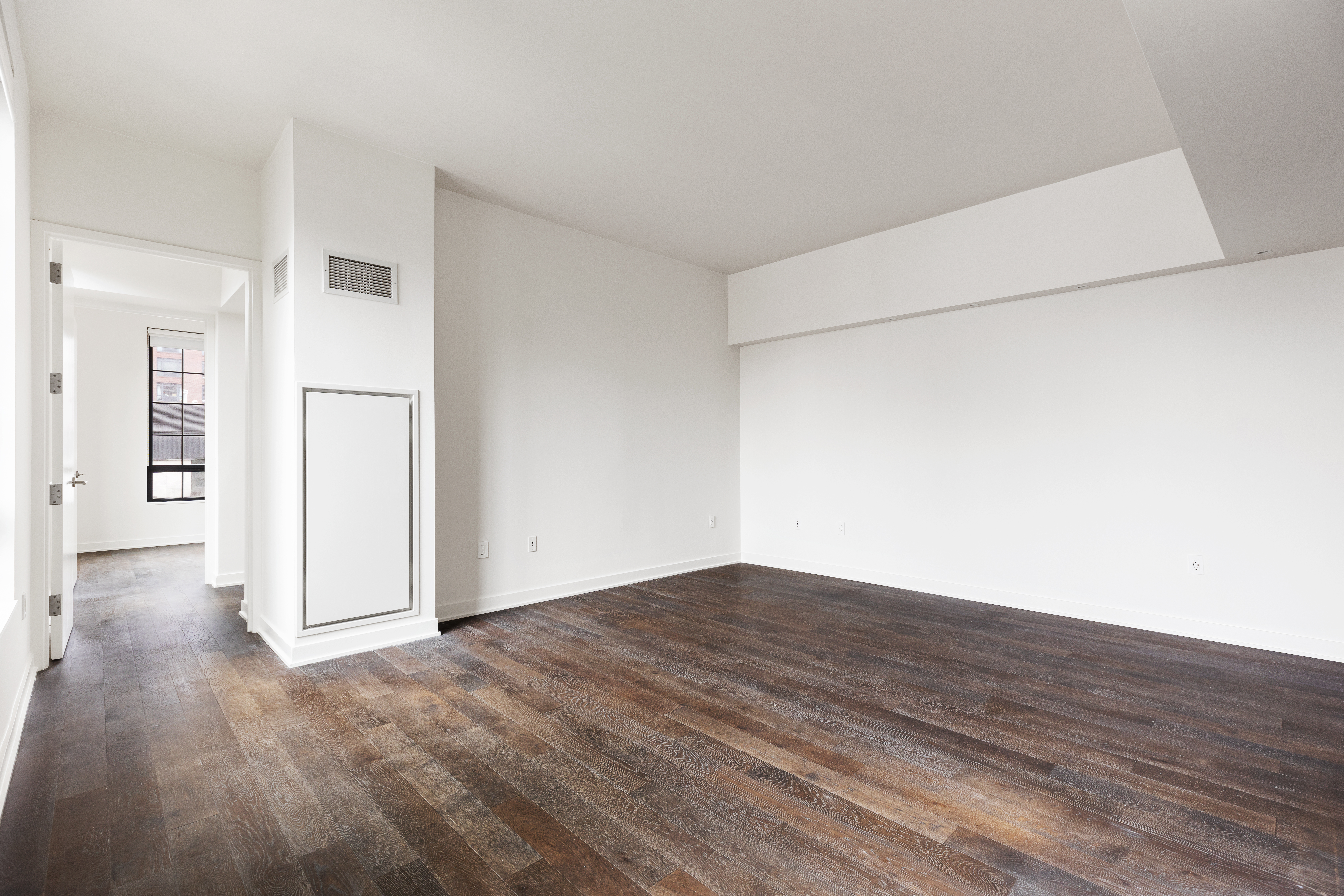 205 Water Street, Unit 7N Brooklyn, NY 11201 - Photo 3 of 11 a view of an empty room