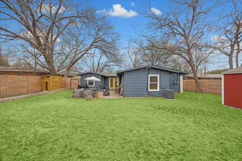 $550,000 | 1601 Ridgehaven Drive, Austin, TX 78723