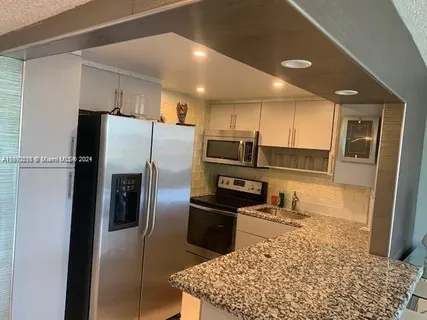 $290,000 | 8000 Harding Avenue, Unit 2B, Miami Beach, FL 33141