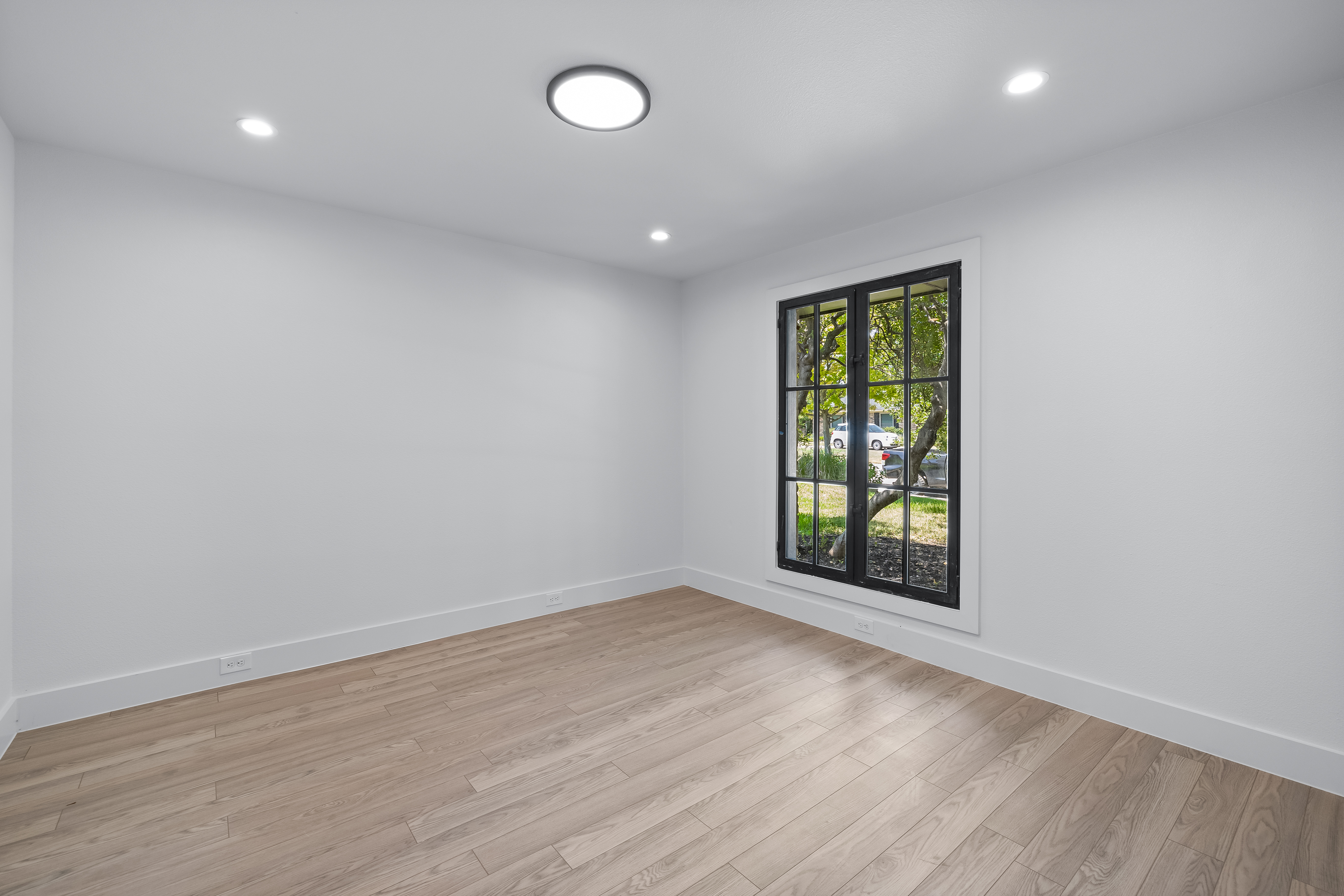 7724 Bantry Lane Dallas, TX 75248 - Photo 19 of 48